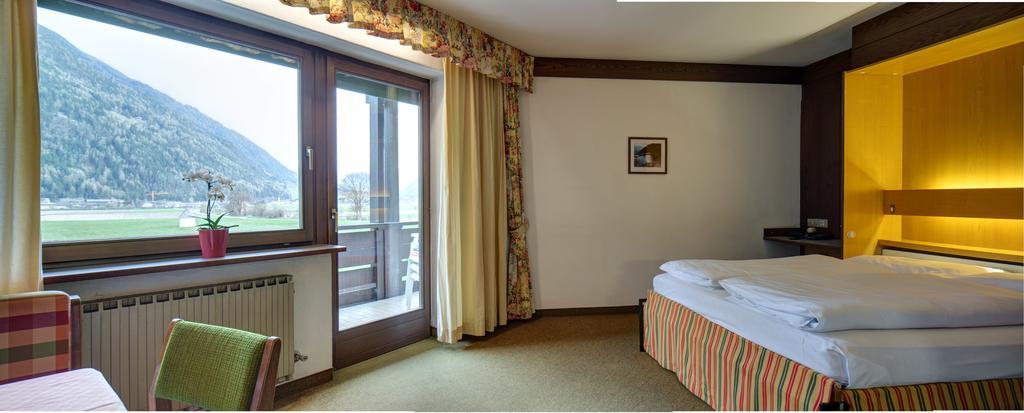 Residence Wiesenhof Campo Tures Room photo